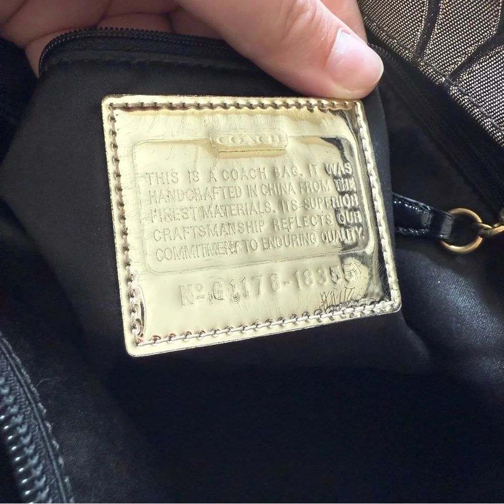 Coach Vintage Black and Grey Signature C Gold Chain and Snap Tote Shoulder Bag - Picture 7 of 15
